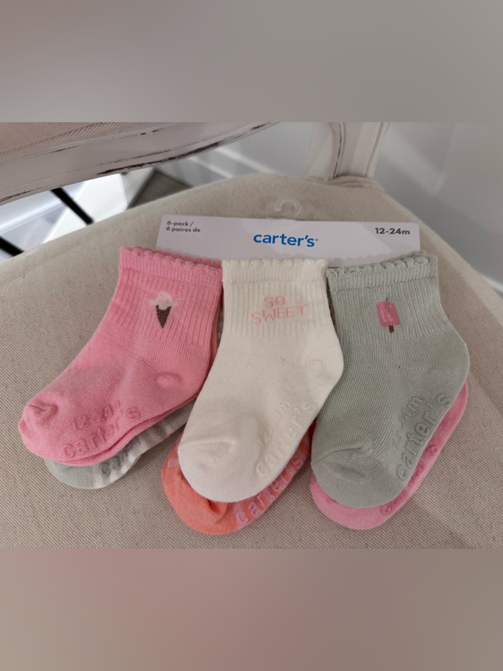 🩰 NWT Carter's Cute  3-Pack Baby Socks - Pink, Cream, Mint
